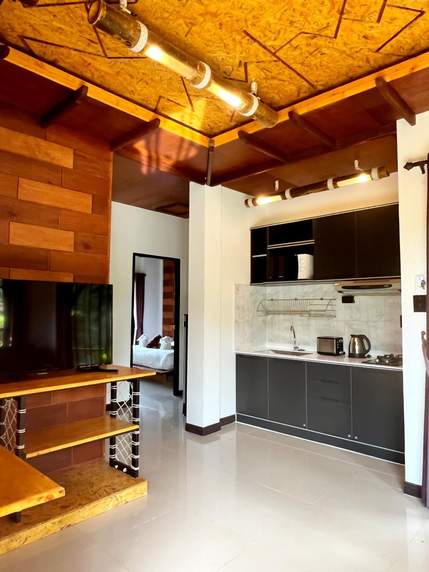 Puteri Lanta Family Villas Ko Lanta Quarto foto