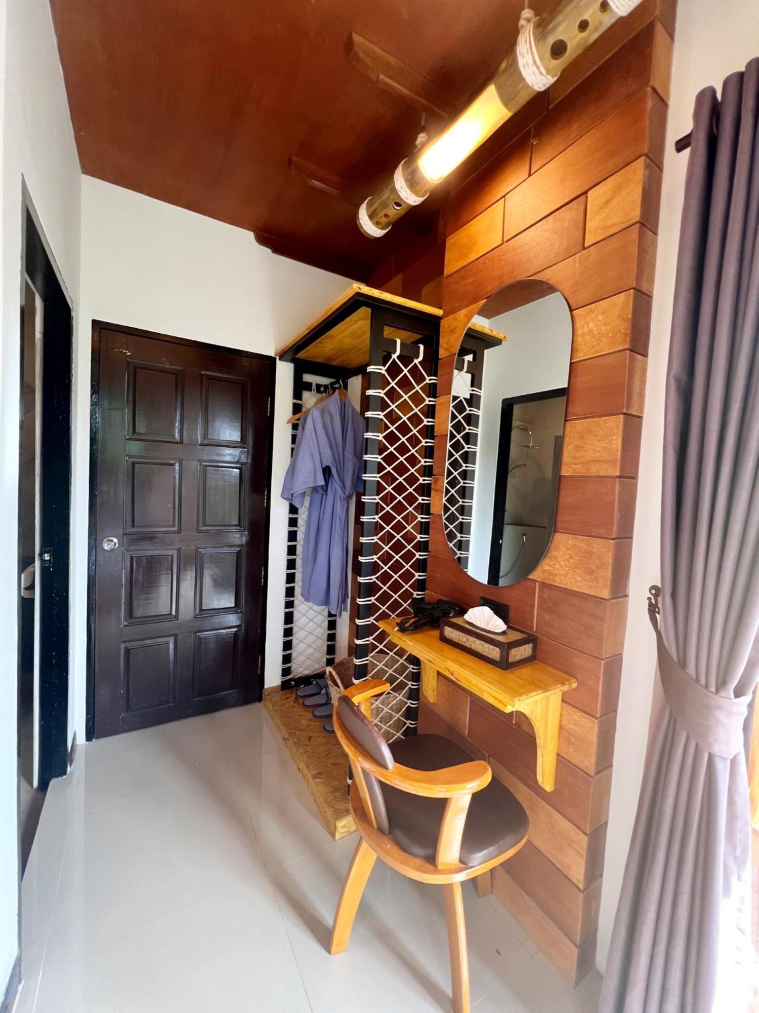 Puteri Lanta Family Villas Ko Lanta Quarto foto